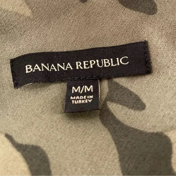 Banana Republic- Cowl neck camo Slip Dress - Picture 5 of 9